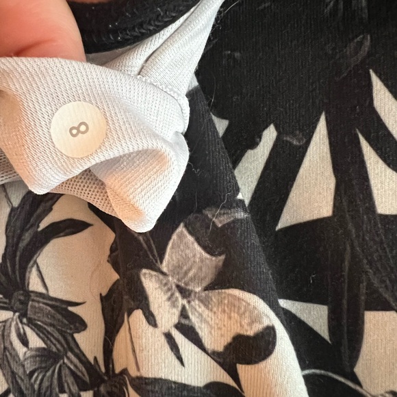 Lululemon Power Y Floral Tank - Picture 2 of 4
